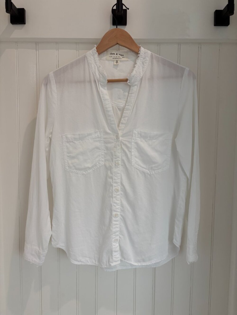 Cloth & Stone White Tencel Button Down Shirt XS Frayed Trim Anthropologie